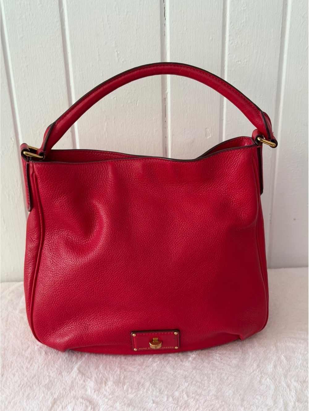 Marc by Marc Jacobs Red Leather Shoulder Bag with Gold Hardware